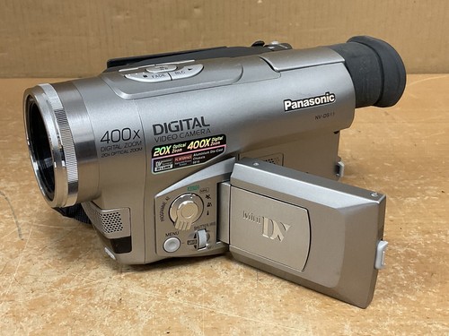 Panasonic NV-DS11 Mini DV Camcorder Handycam Video Camera Tape Recorder Japan