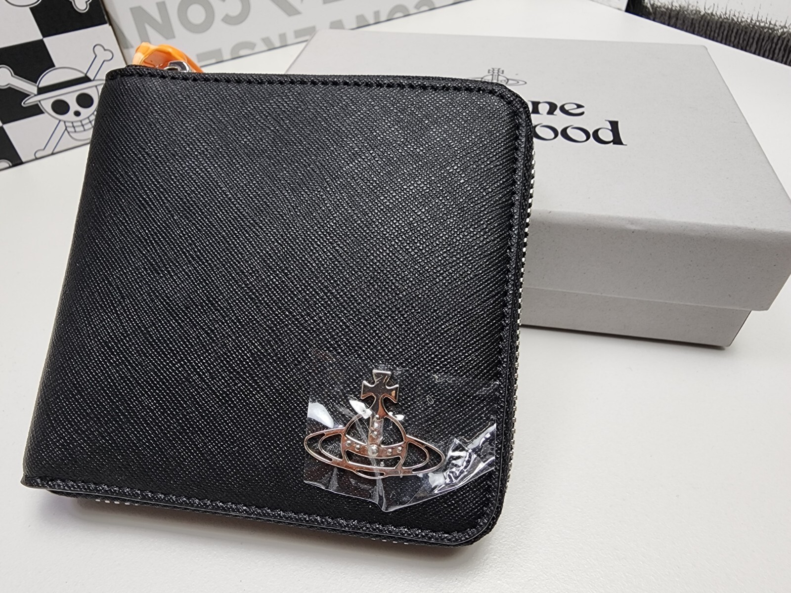 Vivienne Westwood archive skull Wallet ☆ Vivienne Westwood Skull Cutwork Orb Leather Wallet Black