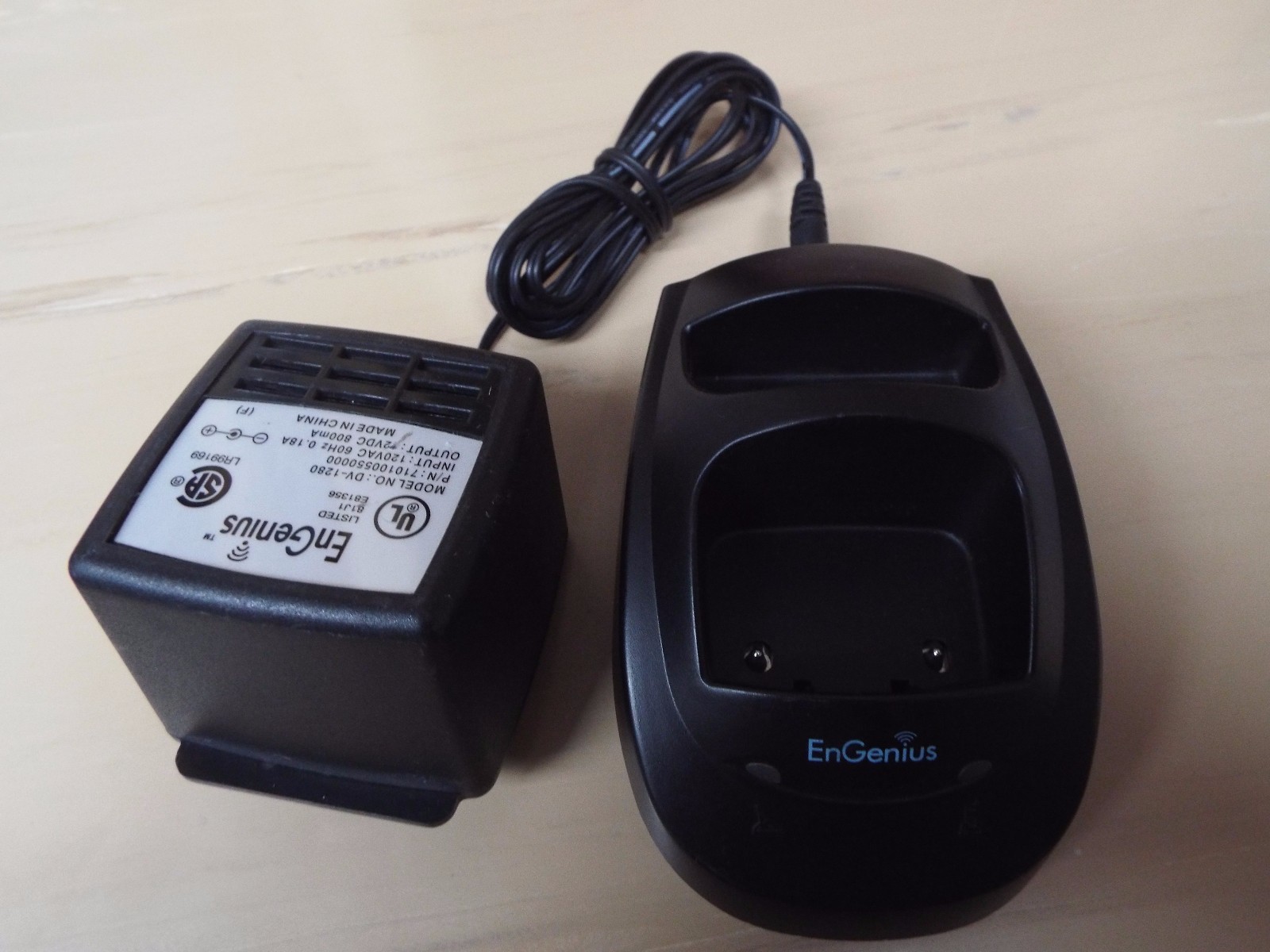 EnGenius DuraFon-CH Desktop Charging Cradle, EP-490H, power supply DV-1280
