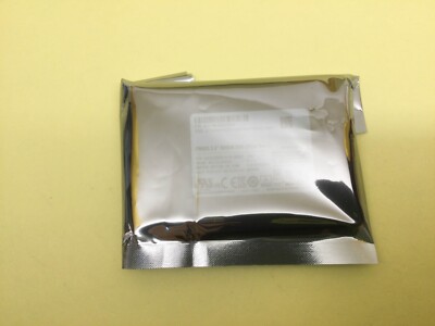 MZ-QLB9600 Samsung PM983 Series 960GB 2.5'' PCIe Gen3 SSD MZQLB960HAJR NEW