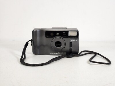Konica Big Mini 35mm Film Camera Zoom 35-70mm Flash Super Compact