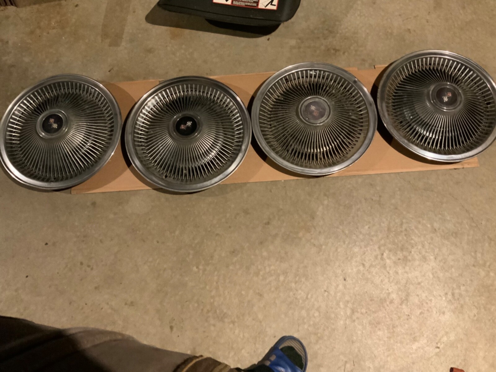 ●HUB / CALL UP THE WORLD OEM GM 1968-1973 Corvette PO2 Starburst Set 4 Turbine