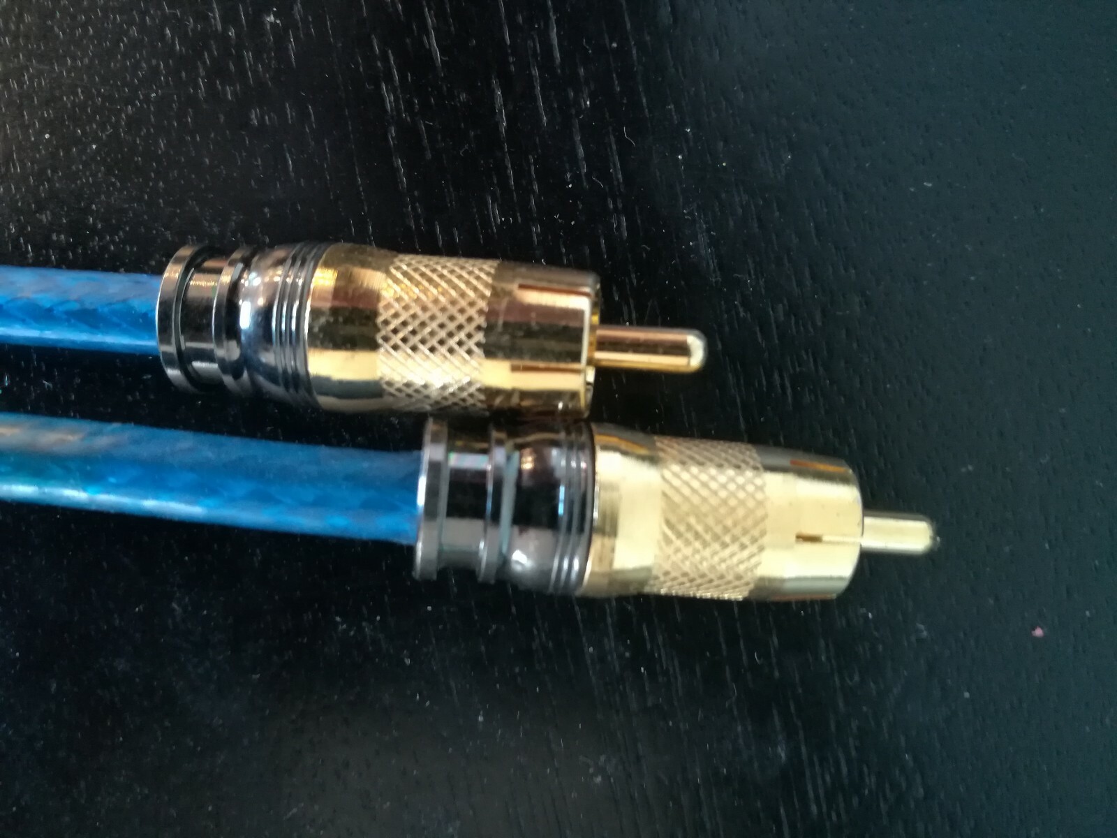 2 - 28 inch RCA Gold-Plated Male to Male BNC Cables Stereo Audio Theater System