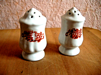Retro salt and pepper shakers sale