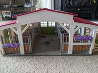 schleich horse club 42344 riding centre with rider and horses figurine