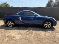 2003 Toyota MR2 ROADSTER VVTI AUTO SM MR2 ROADSTER VVTI AUTO SM NON RUNNER Conve