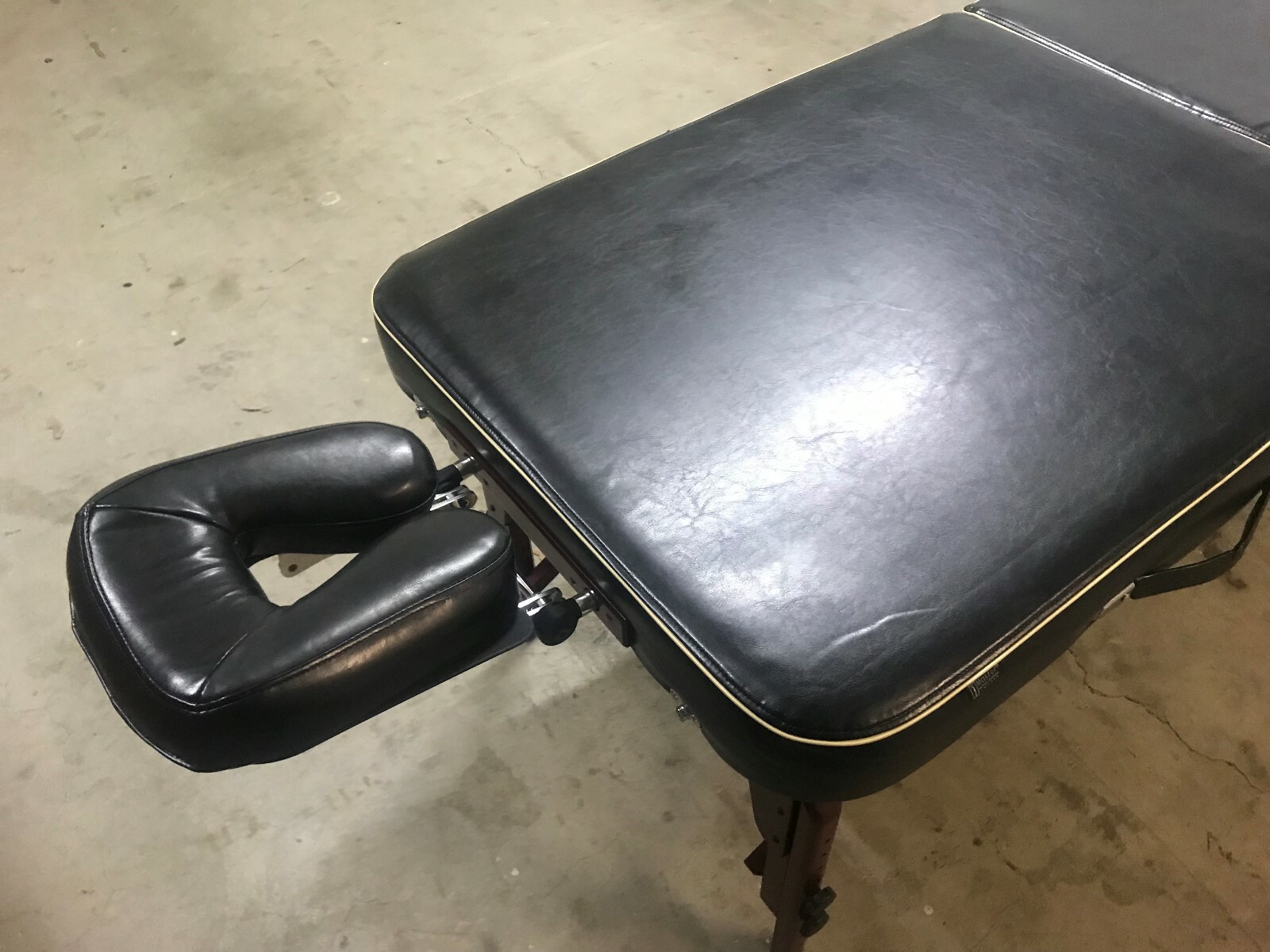 Mastercraft Black Portable Massage Table with Carrying Case