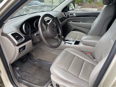 image 3 of interior
