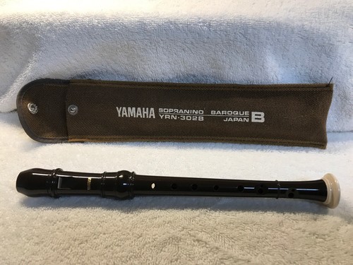 Yamaha Sopranino Baroque Recorder YRN-302B in Fabric Case (Japan) VT Marked Vtg