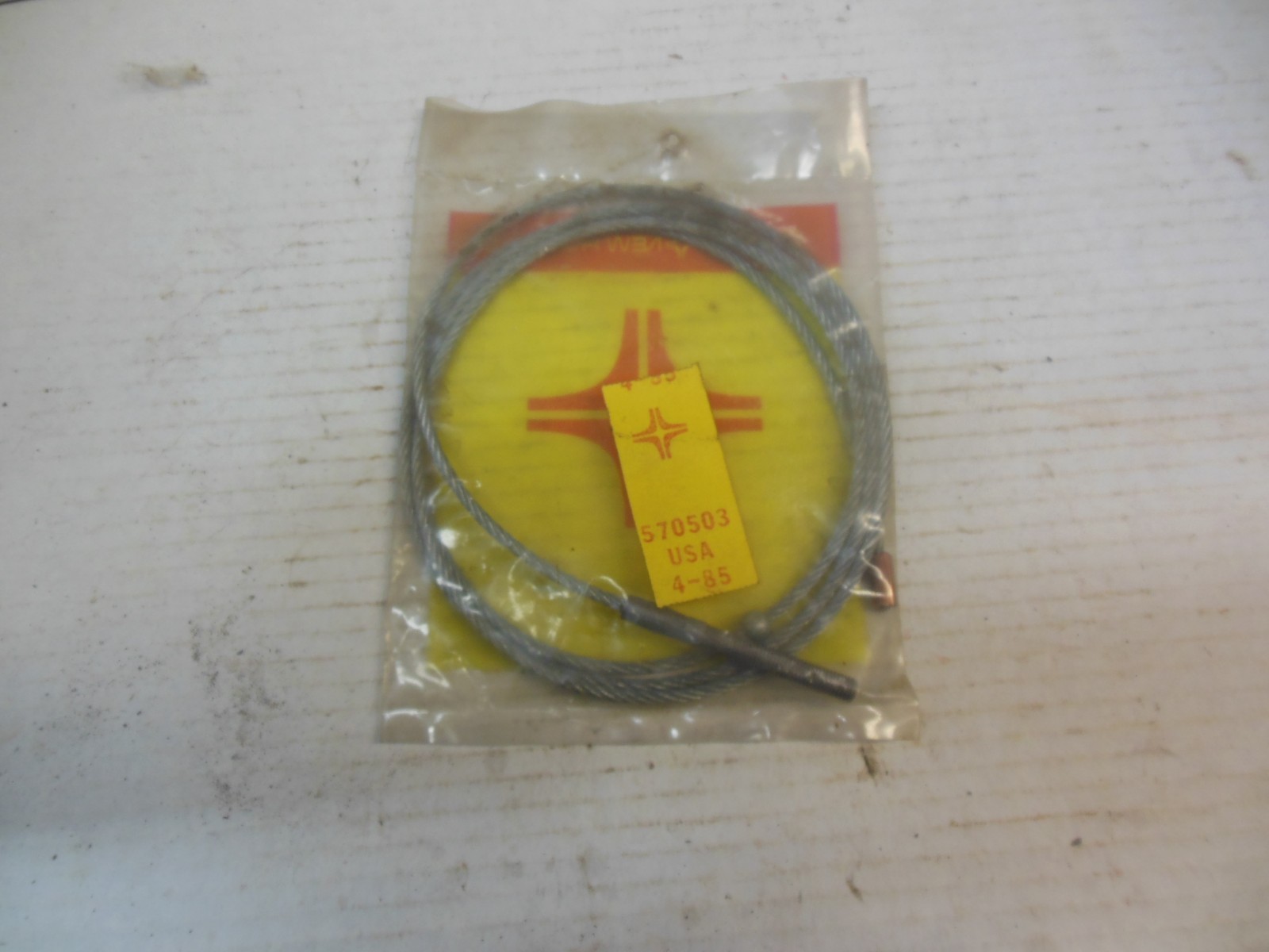 NOS FORD NEW HOLLAND CABLE 570503
