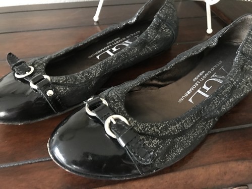 AGL Attilio Giusti Leombruni Metallic Gold Black Leather Ballet Flat 36.5