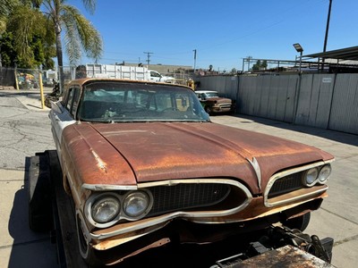 1959 Pontiac Catalina Wagon White RWD Automatic