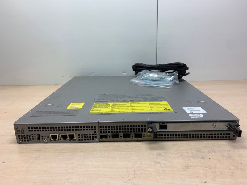 Cisco Asr1001 Aggregation Services Router W/ 2xpsu, 4xsfp, Spa-1xoc3-atm-v2