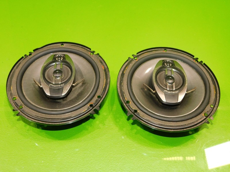 Pioneer TS-A1673R 6-1/2” 6.5 3 way speaker tweeter 180 watts max power
