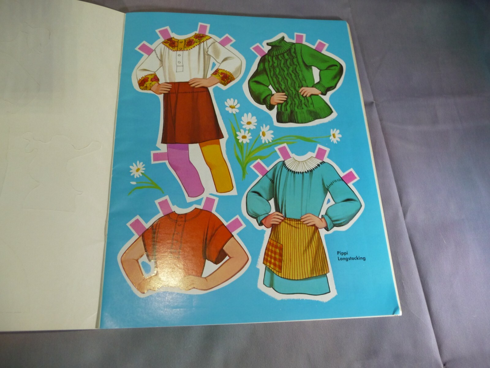 WHITMAN PAPER DOLL BOOK 1977.PIPPI LONGSTOCKING WITH ANNIKA AND TOMMY