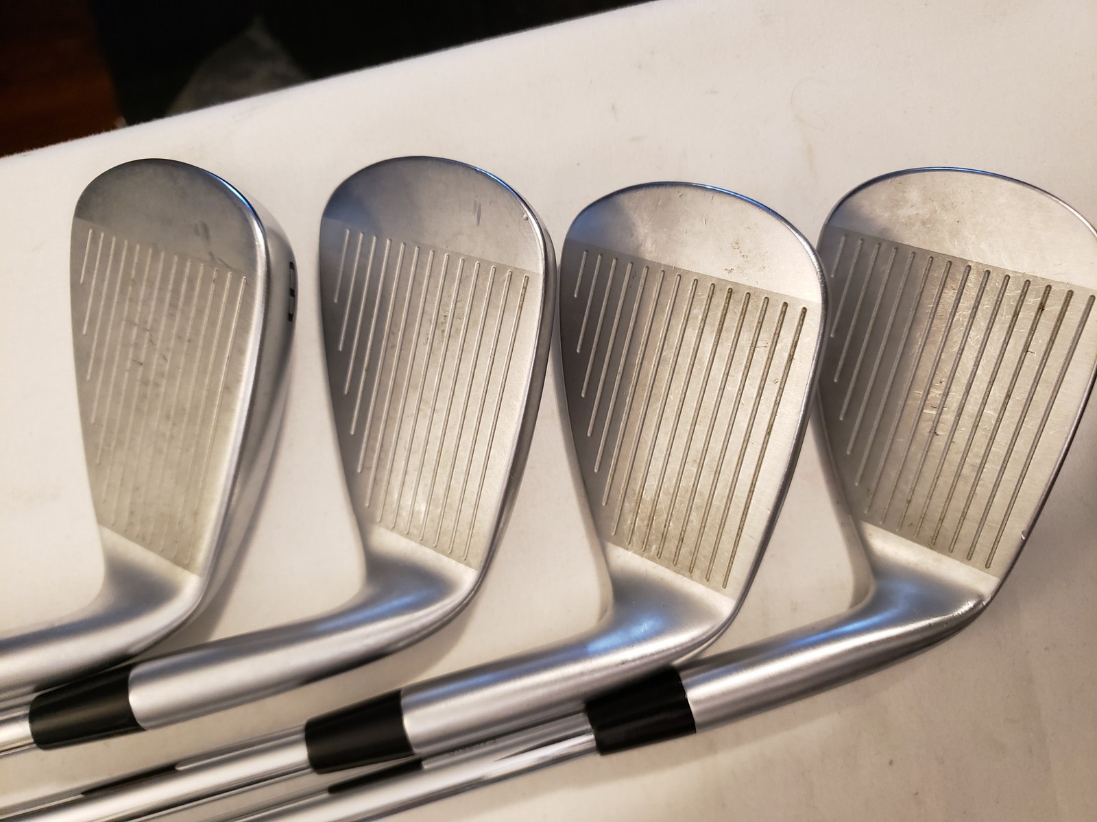 Used Mizuno JPX 925 Hot Metal Iron Set (4-PW, GW) 8 Irons - NS Pro Neo Reg - LH