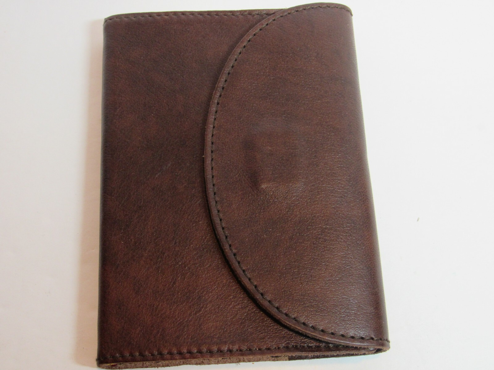 Papuro Napoli Leather Journal - Brown- Small- Magnetic Close 