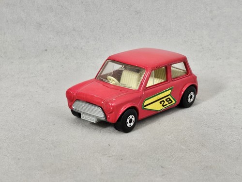 Matchbox Superfast Racing mini Nr. 29 Lesney England rot