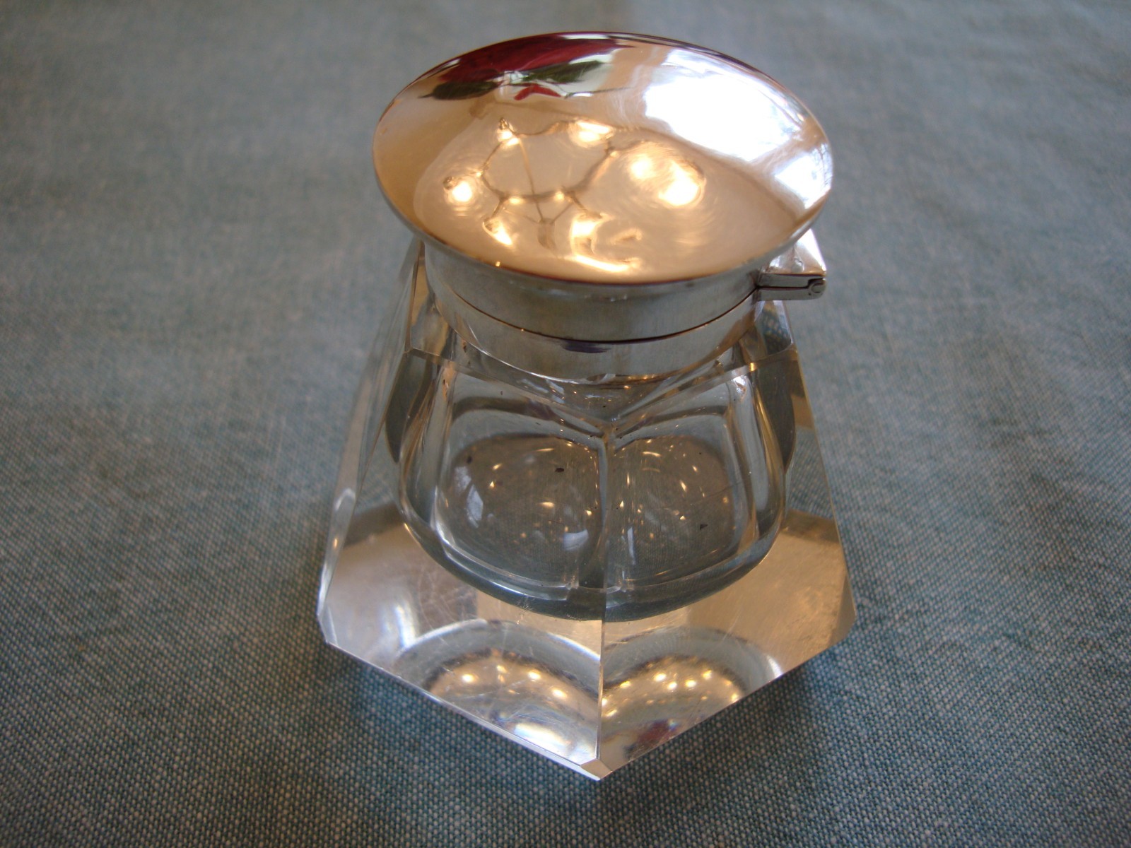 Nice 1944 WWII London, England, English Silver Hallmarked Capped Crystal Inkwell