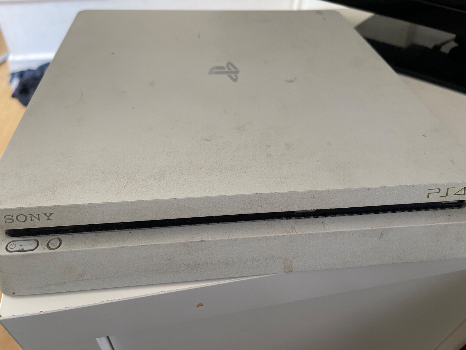 Sony PlayStation 4 Slim PS4 1TB White Console Only CUH-2200A