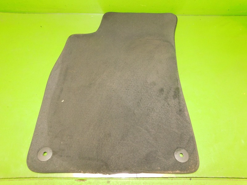 05-08 Audi A4 OEM driver left front floor mat cover black