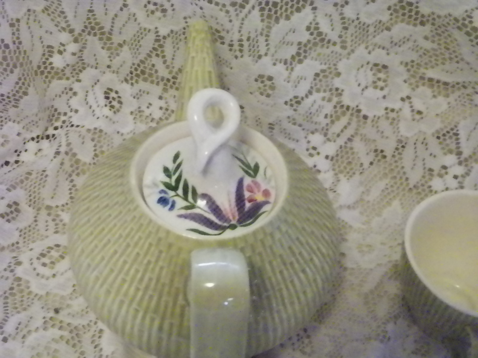 VINTAGE RED WING POTTERY GREEN BASKET WEAVE CREAMER AND SUGAR