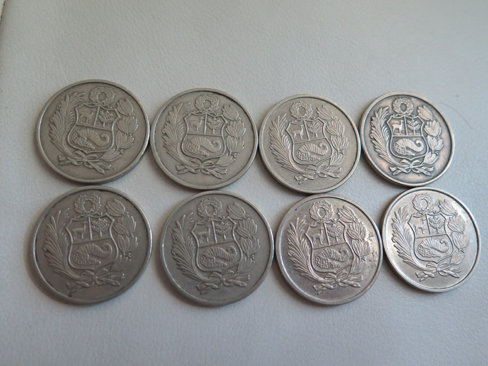 Lot of 8 COINS 1980 1982 PERU 100 SOLES DE ORO (#126)