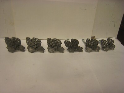 6 used Anne at Home ''Grape Cluster'' Cabinet Knobs 328-134 re-packed w/screw