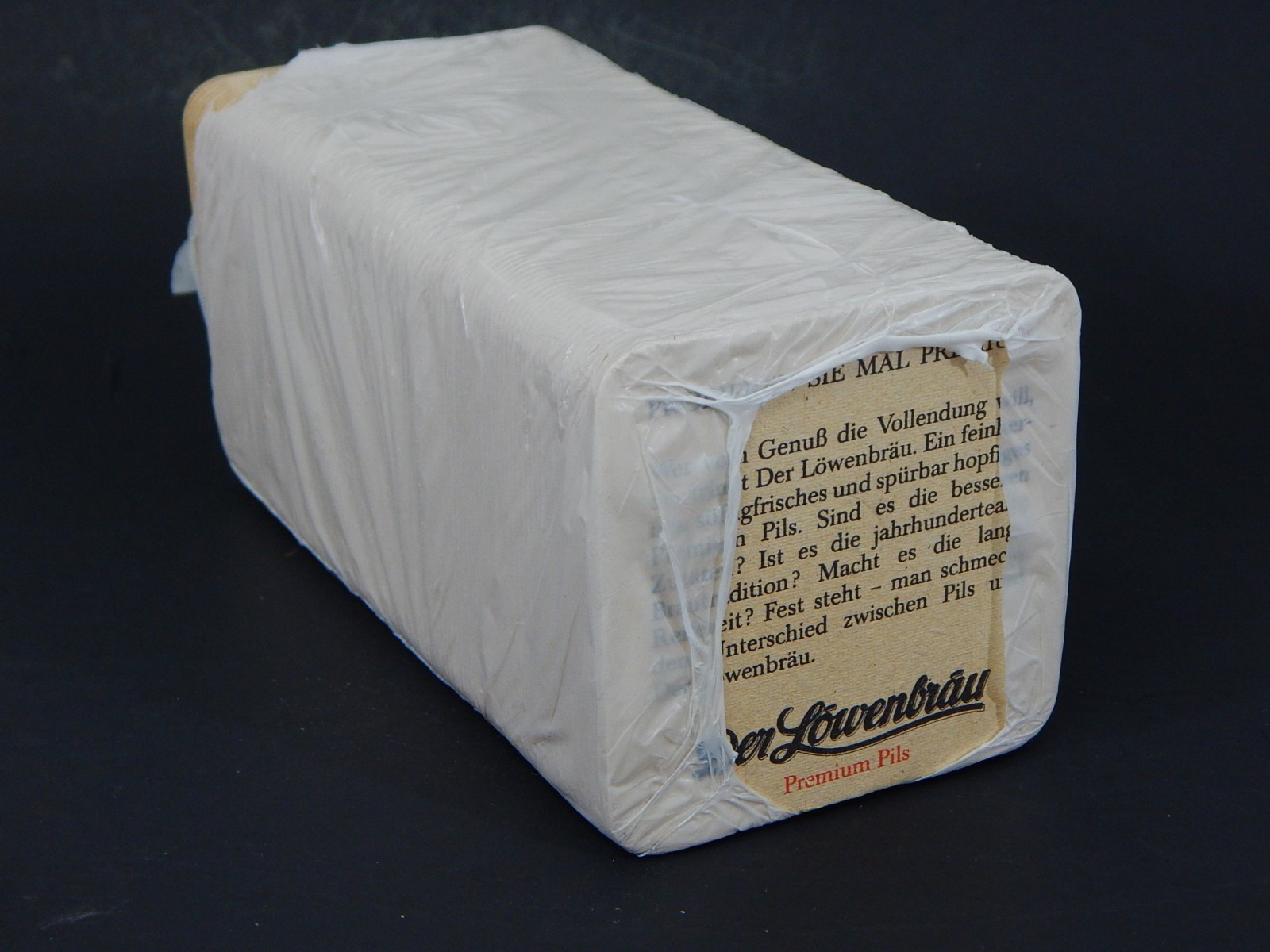 New Vintage Bar Beer Coasters Der Lowenbrau Premium Pils 100 pack? ML