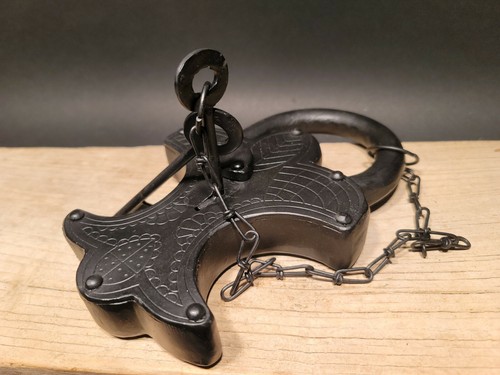 Large 9 1/2" Antique Vintage Style Cast Iron Padlock Lock & Key