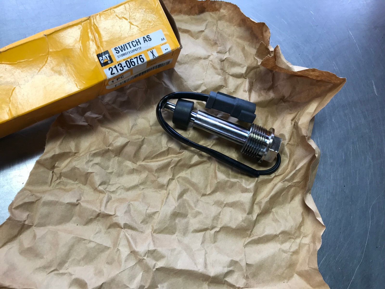 cato出品 2130676 GENUINE CAT ENGINE OIL SWITCH Caterpillar 213-0676 | eBay