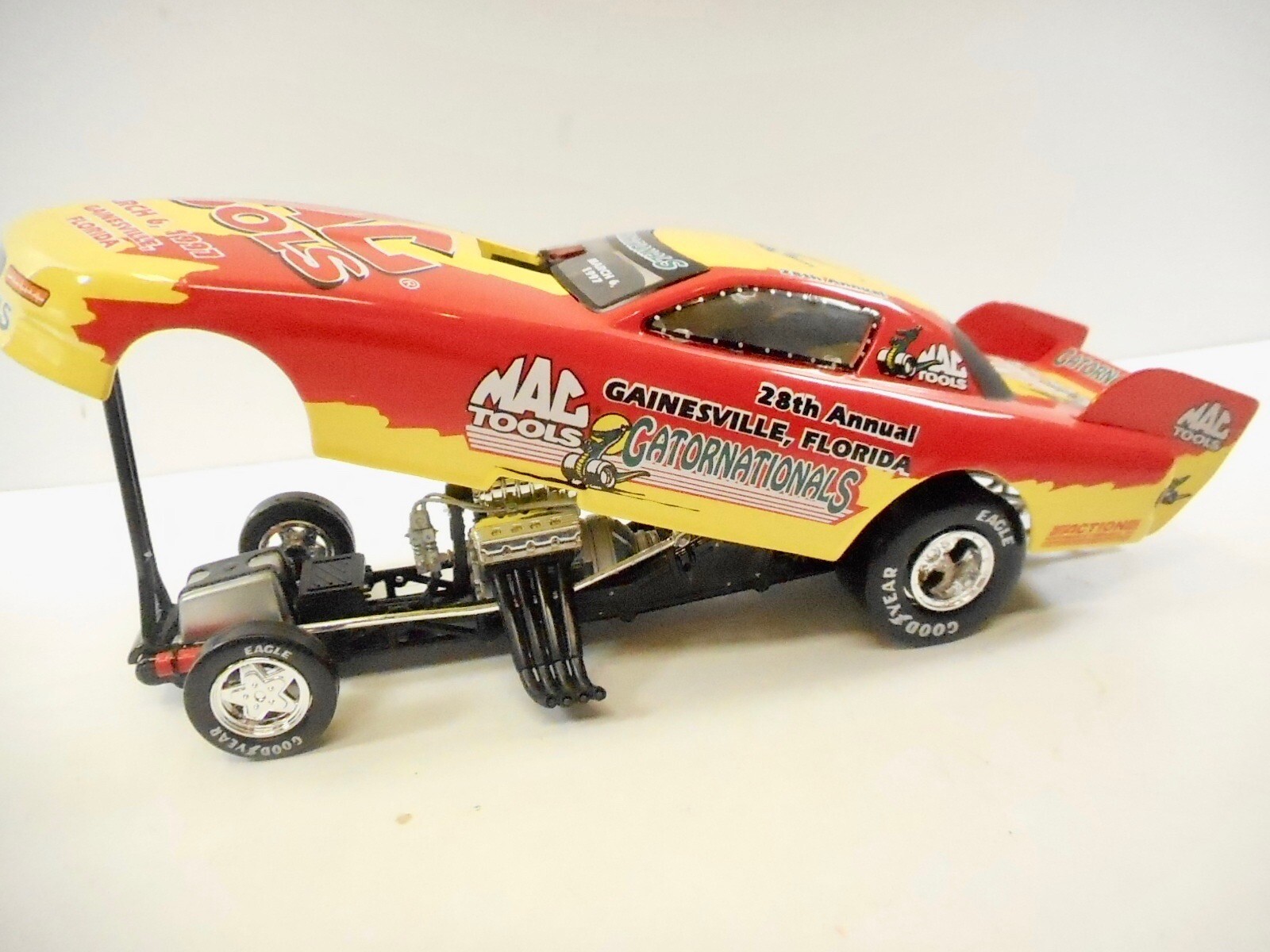 MAC TOOLS U.S. NATIONALS ミニカー 2001年 MAC TOOLS U.S. NATIONALS ミニカー 2001年 MAC TOOLS U.S.