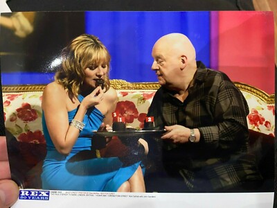 Press Photograph 8 x6  Kim Cattrall With John Savident On Paul O'Grady Show