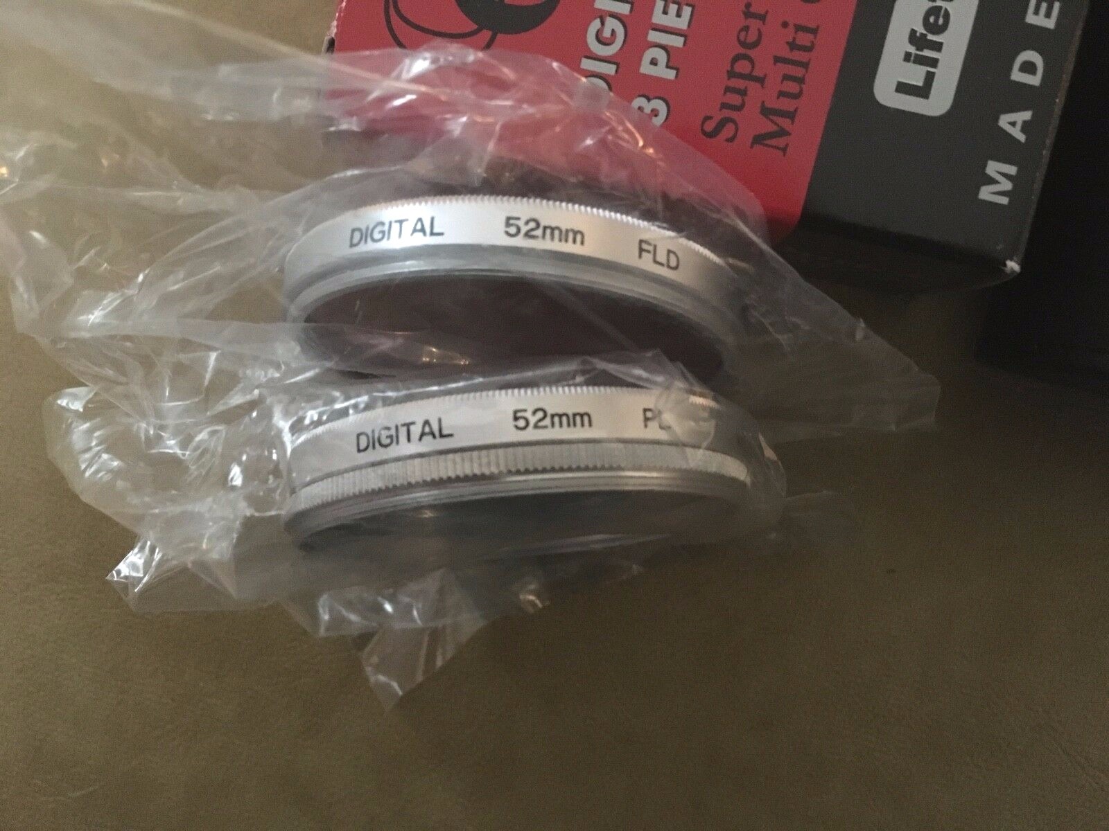 CRYSTAL OPTICS V0300 LTD. ED. DIGITAL CAMERA/VIDEO LENS 52 MM 2 FILTERS: UV+FLD