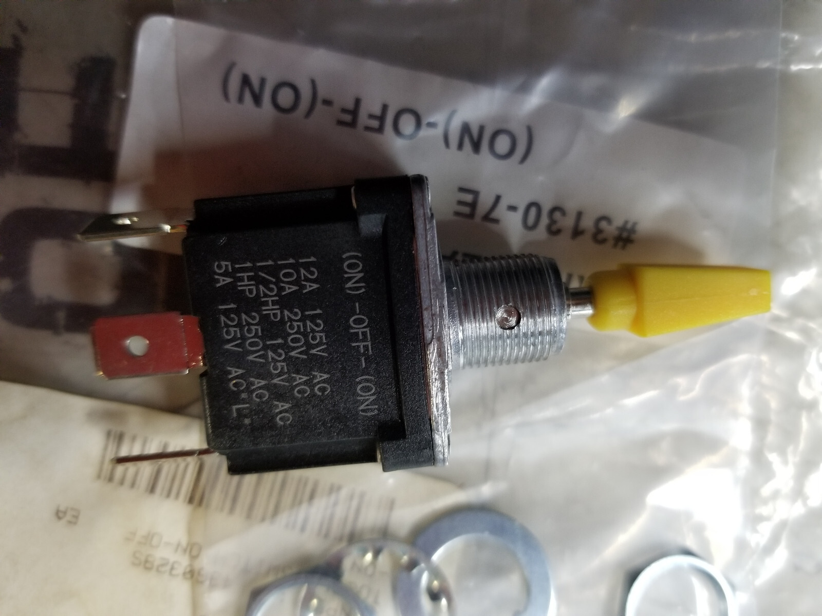 JLG Toggel Switch 43603285 - Picture 1 of 6
