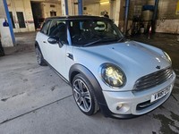 2011 MINI HATCHBACK 1.6 Cooper Soho 3dr HATCHBACK Petrol Manual