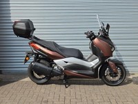 Yamaha X-Max 300