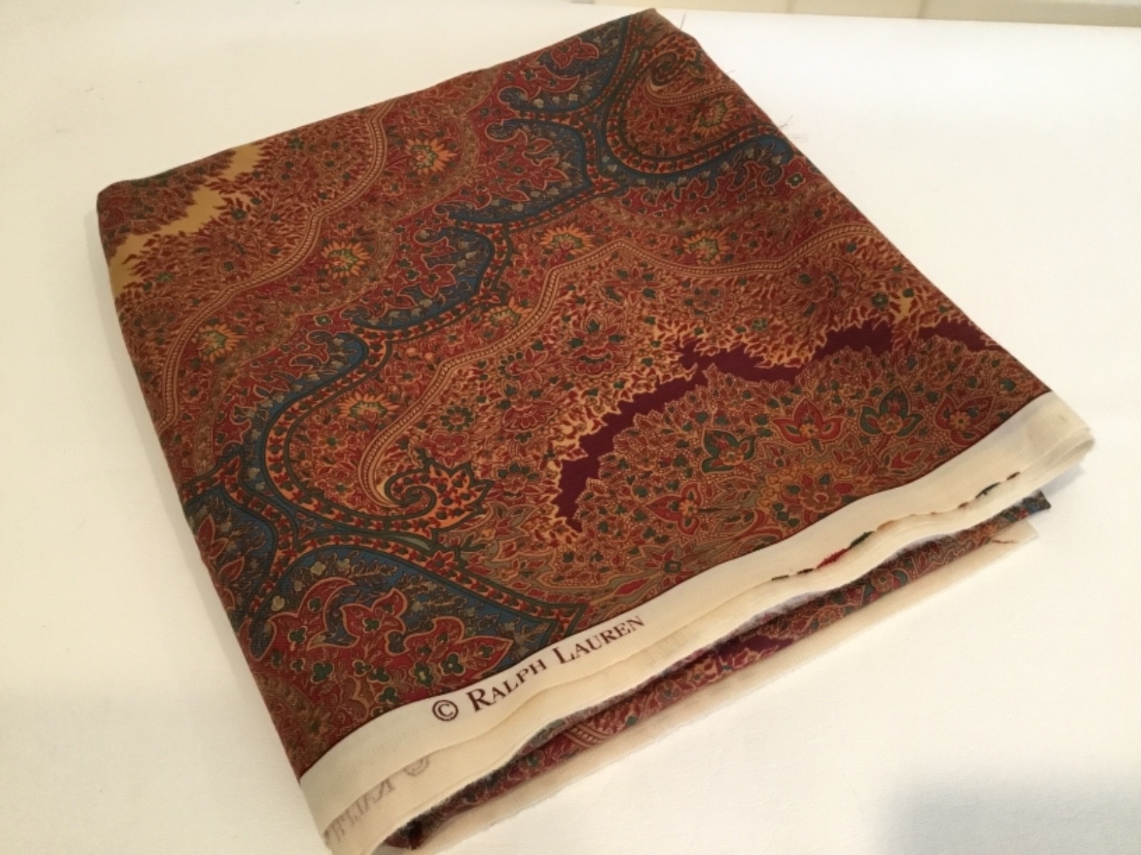 Ralph LAUREN Medallion Fabric 54” Wide 1.5 Yards * Looks Like an Antique Rug