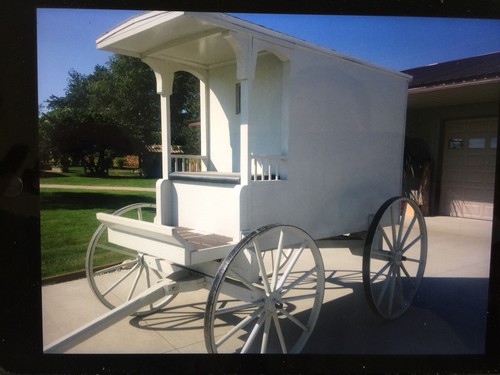 Decorative Milk Delivery Wagon