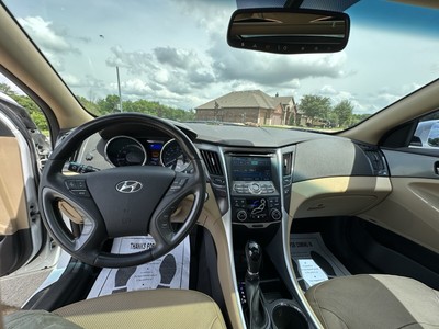 image 2 of interior