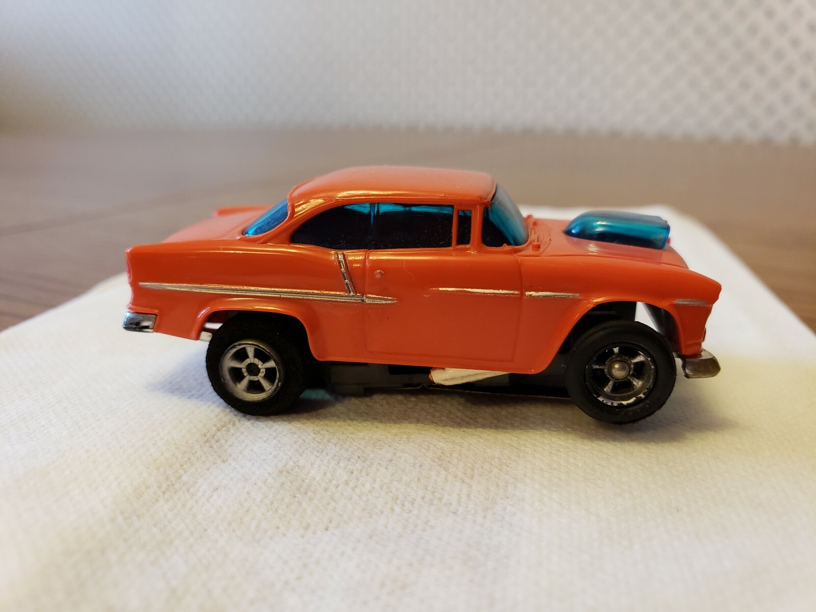 AURORA A/FX 1955 CHEVY HO SLOT CAR. 1/64 ORANGE