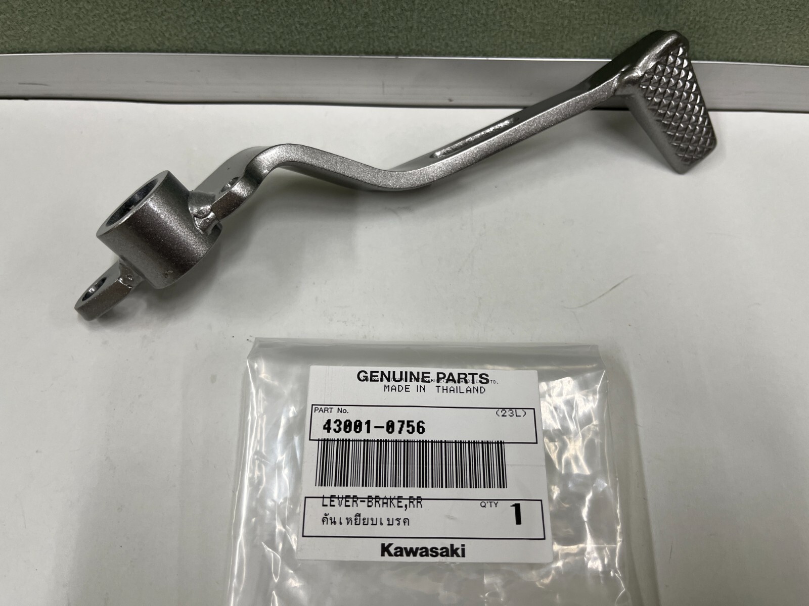 正規激安 BRAKE FOOT ABS 400 NINJA GENUINE KAWASAKI LEVER 43001 New パーツ