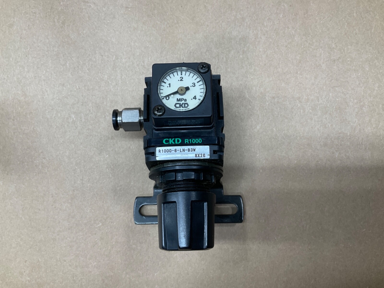 S.H.Figuarts 孫悟空 & ドラゴン 40周年記念エディション　未開封 CKD レギュレータ 白色シリーズ R6000-25G-W-T8-J1-A32GW R6000-25G-W