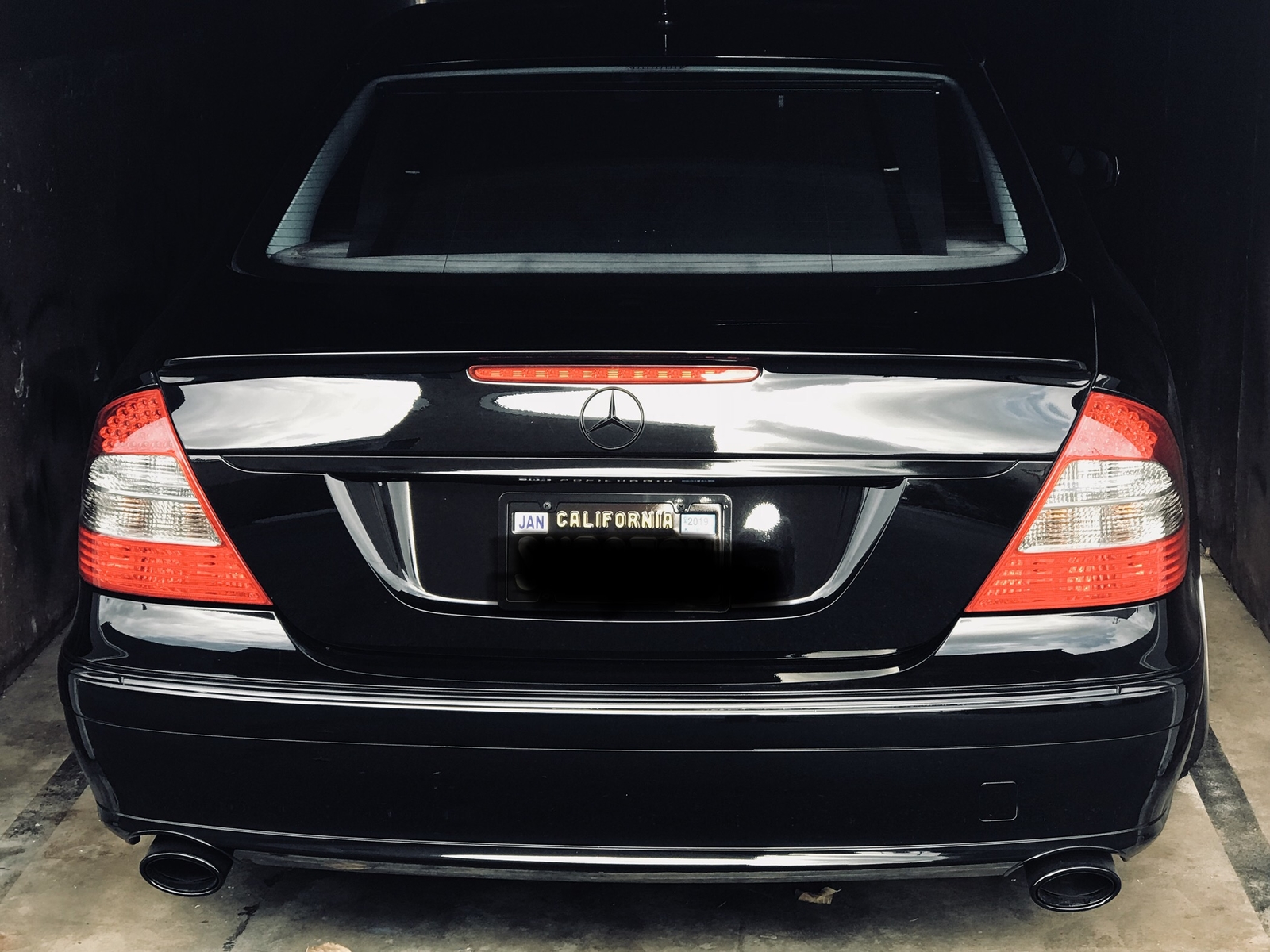 Genuine MercedesBenz w211 Rear Trunk Boot Emblem Badge A2117580058 eBay