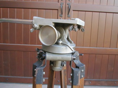 SCHNEIDER & MUNZKE DRESDEN WOOD TRIPOD + HEAD for HAND CRANKED 35MM MOVIE CAMERA