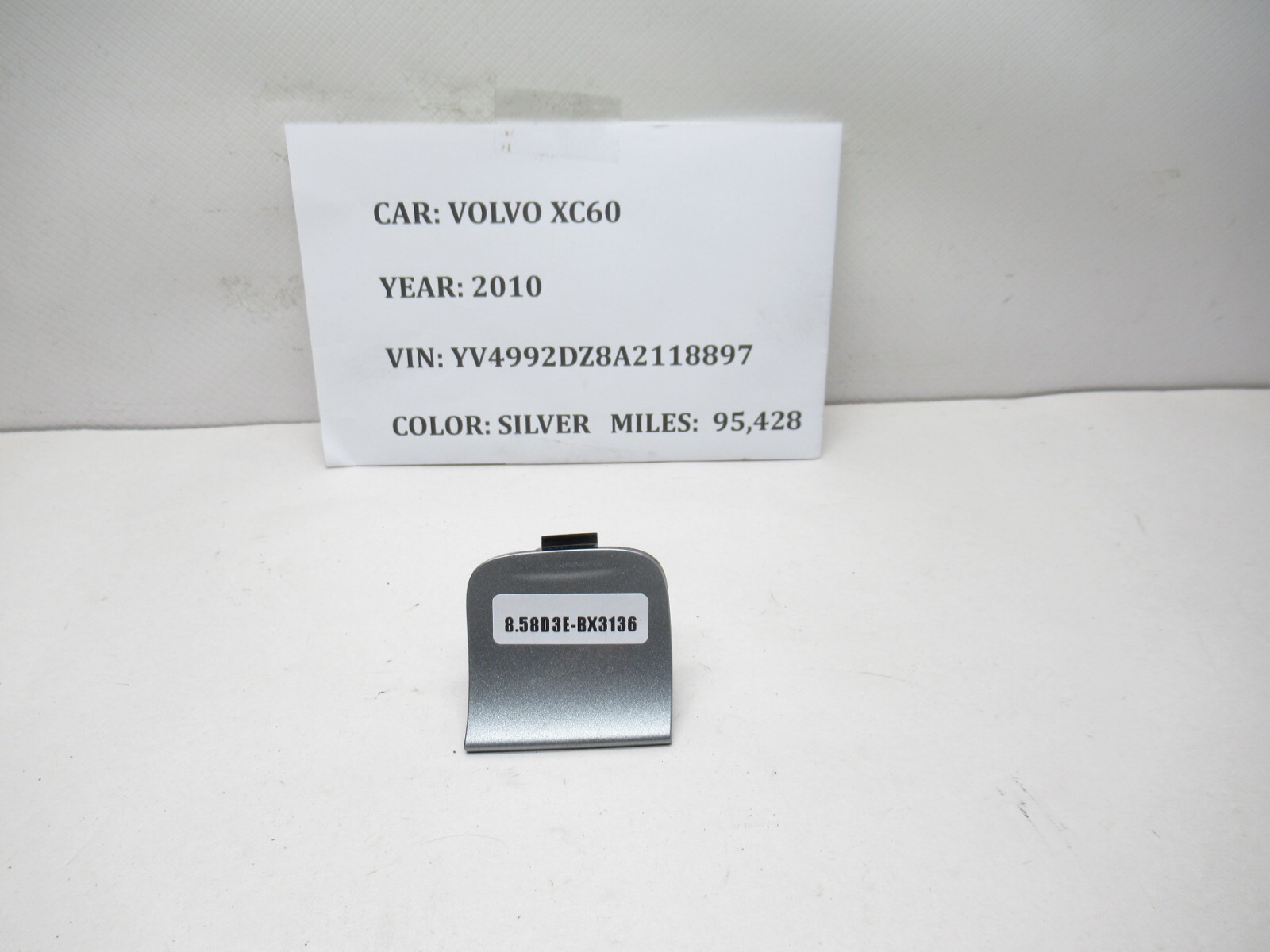 10-13 Volvo XC60 Rear Bumper Cover Tow Hook Cap Trim Plug 30763427 OEM