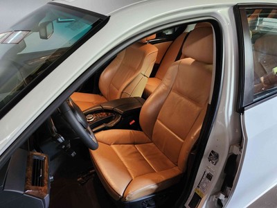 image 7 of interior