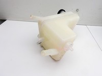 Toyota Prius + Plus W40 1,8 100KW Ausgleichsbehälter für Kühlmittel Toyota Prius + Plus W40 15.11.2015 1648028080... Vorschau 4