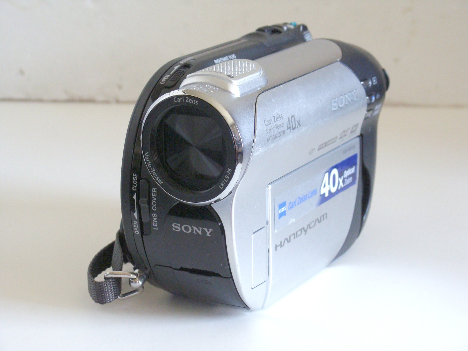 SONY デジタルハンディカム　DCR-TRV225 Amazon | SONY DCR-TRV225K ハンディカム Digital8ビデオカメラ