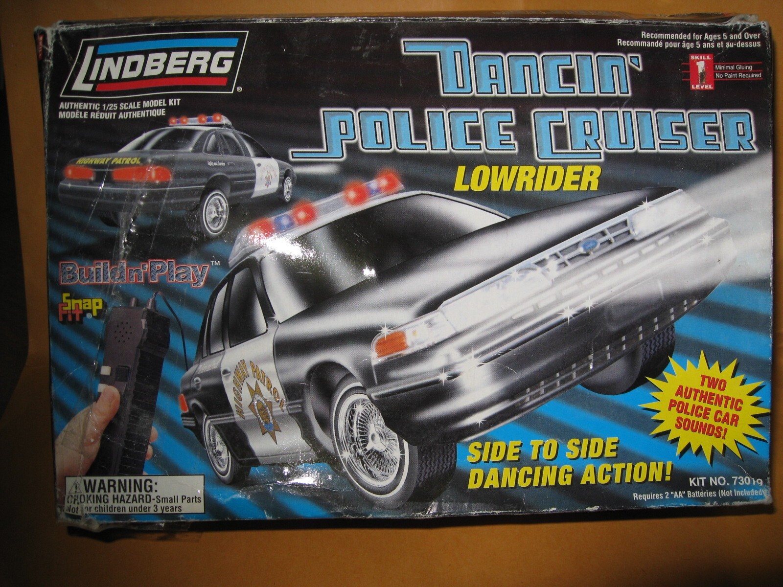 Lindberg Model Kit Dancin' Police Cruiser Lowrider Side To Lindberg Model Kit Dancin' Police Cruiser Lowrider Side To